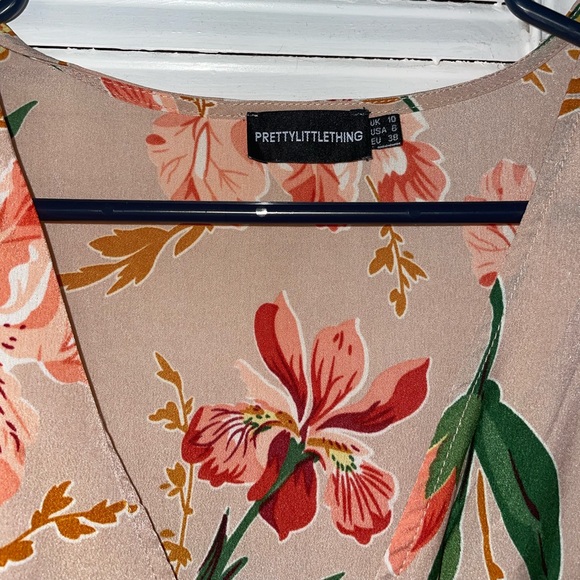 Pretty Little Thing Pink Floral Pleated Dress - Picture 6 of 7